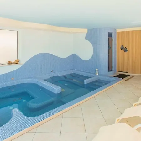 Two-bedroom In Miramare Rn * 里米尼